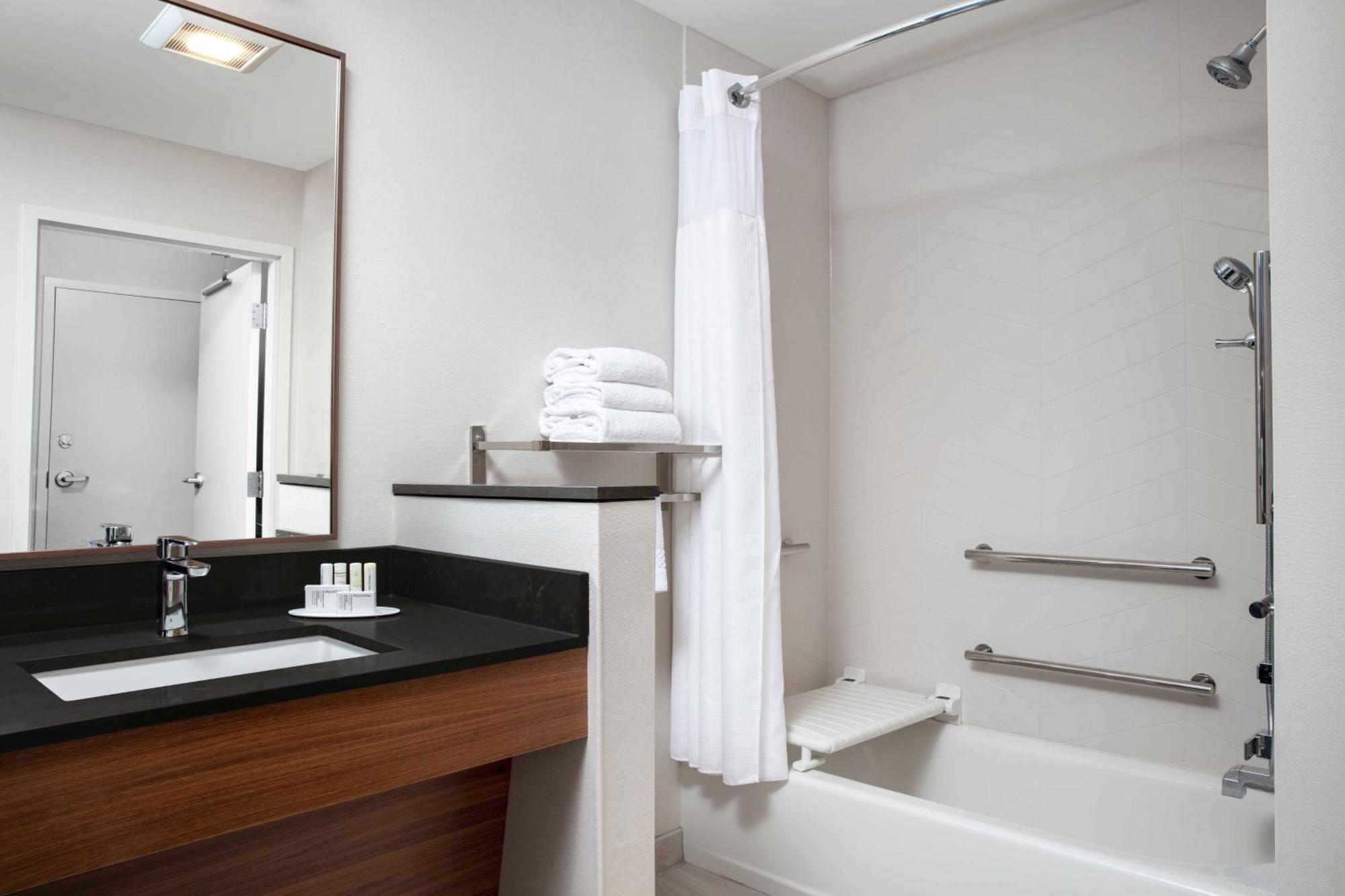 Fairfield By Marriott Inn & Suites Lewisburg Ngoại thất bức ảnh